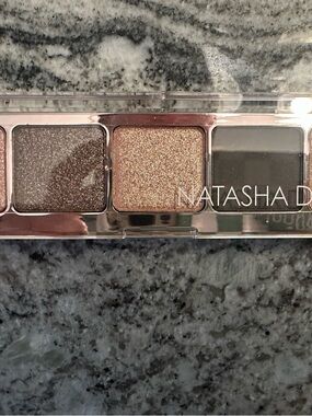 Natasha Denona Eyeshadow Palette with Shimmery Brown and Gold Shades